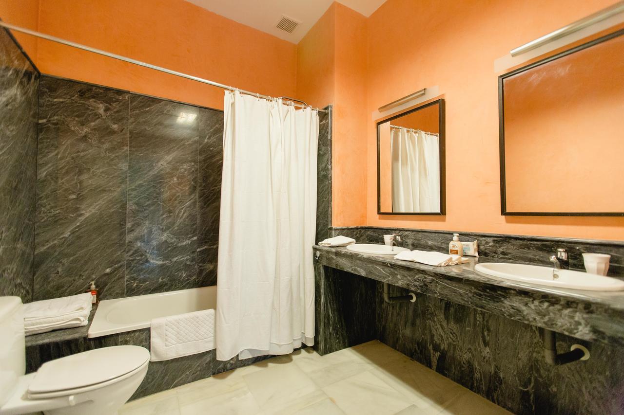 Apartamentos La Botanica, Cadiz Cádis Exterior foto